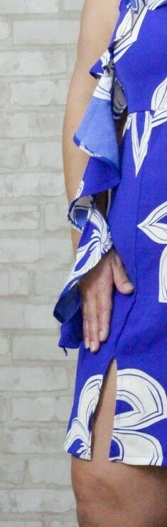 VESTIDO AZUL FLORIDO CURTO - Camila S Plus Size