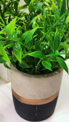 Vaso em Cimento Preto c/ Listra Bronze