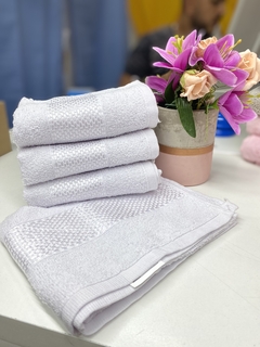 Toalha de Rosto Kenia Premium- Branco - comprar online