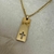 Colar de Placa Retangular de Cruz - comprar online