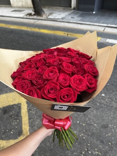 Ramo de 36 rosas nacionales