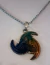 COLLAR CON COLGANTE TRISQUEL ESMALTADO A FUEGO - comprar online