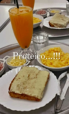 huevos + exprimido (proteico)