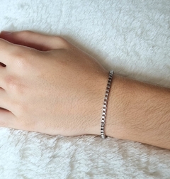 Pulseira de aço inoxidável unissex na internet