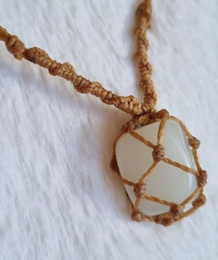 Pedra que brilha no escuro colar hippie ajustável na internet