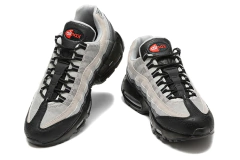 Tenis Nike Air Max 95 - Cinza e Preto na internet