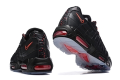 Tenis Nike Air Max 95 - Preto e Vermelho - Bunny