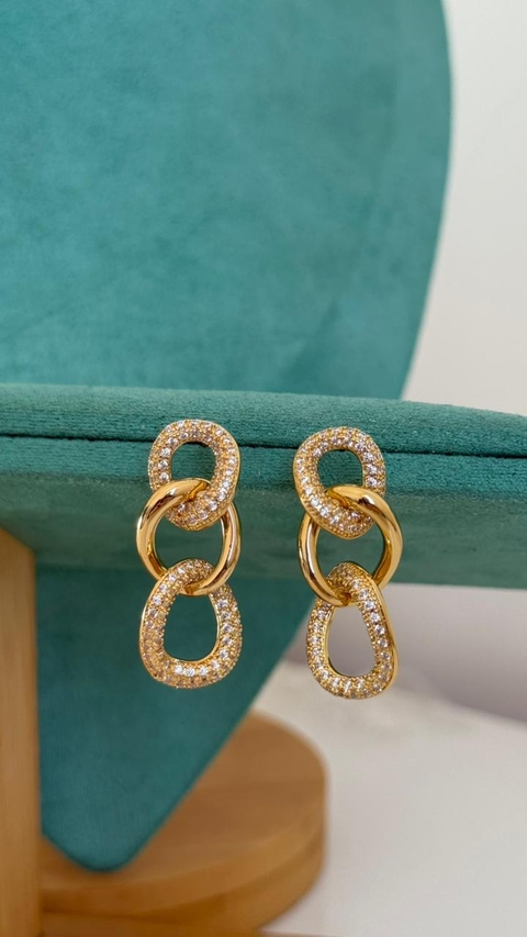 Brinco Elo Liso e Ceavejado Dourado