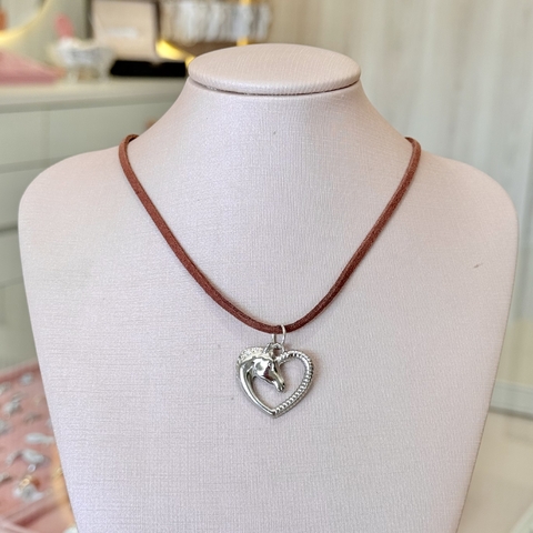 Colar Couro Marrom Love Cavalo Prateado - comprar online