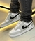 Nike Court vision na internet