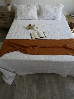 Pie de cama/ Camino Aurora - Marilú Home