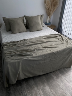 Pie de cama Jamila