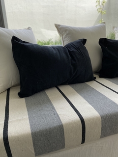 Funda 50x70 negra - comprar online