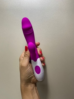 Vibrador con estimulador de clitoris con 30 modos de vibracion - comprar online