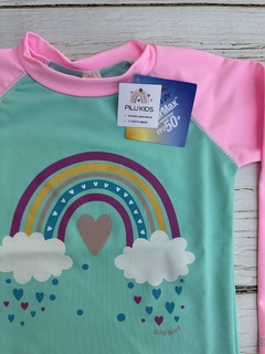 CONJUNTO NIÑA CON PROTECCIÓN SOLAR UV +50 en internet
