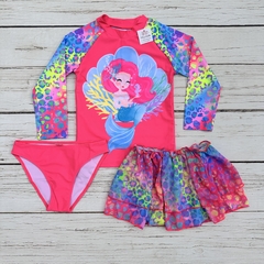 Imagen de Conjunto de nena con protección solar.