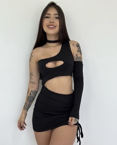 VESTIDO AMANDA na internet