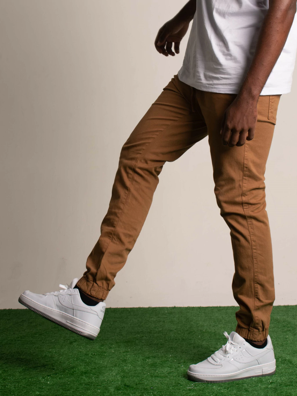 Calça jogger cós elástico