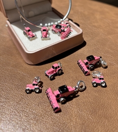 PINGENTE OU BERLOQUE TRATOR, COLHEITADEIRA PRATA 925 -ROSA - comprar online
