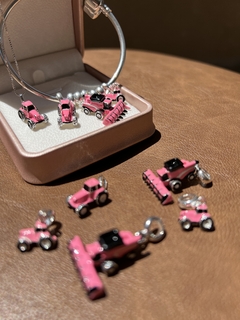 PINGENTE OU BERLOQUE TRATOR, COLHEITADEIRA PRATA 925 -ROSA