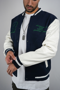 Imagen de CAMPERA BOMBER "VARSITY" BLUE