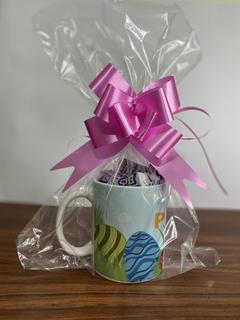 KIT PASCOA COM CANECA PERSONALIZADA