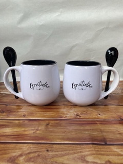 CANECA MOD BELLY COM COLHER - "GRATIDÃO"