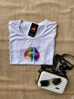 T-SHIRT BÁSICA – ORGULHO LGBTQIA+