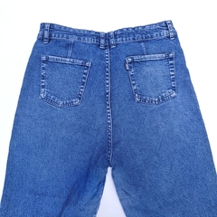 Calça mom jeans 40/42 na internet