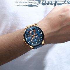 Relógio Curren modelo masculino luxo pulseira de couro e a prova dágua.