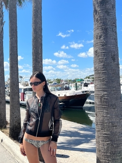 campera transparente en internet