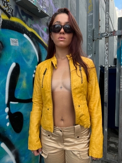 Campera cuero amarilla