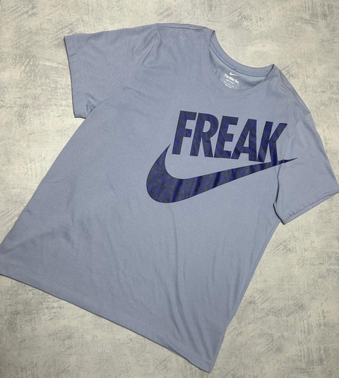 Camiseta Nike Freak