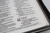 Biblia NTV Imitación Piel Ultra Fina Gris Con Cierre - Palabra VIVA