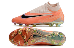 Chuteira Nike Phantom GX Academy Campo