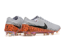 Chuteira NikeTiempo Legend 10 Elite Pro Campo - comprar online