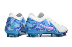 Imagem do Chuteira de Campo NIKE Phantom Luna Elite TF