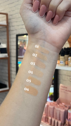 Base Em Bastão Matte - HudabBeauty na internet
