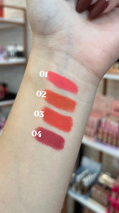 Blush Stick - Lua & Neve na internet