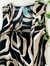 Imagem do Blusa estampada com decote quadrado