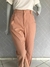 Calça mom com pregas na barra - Liberie Se moda feminina plus size