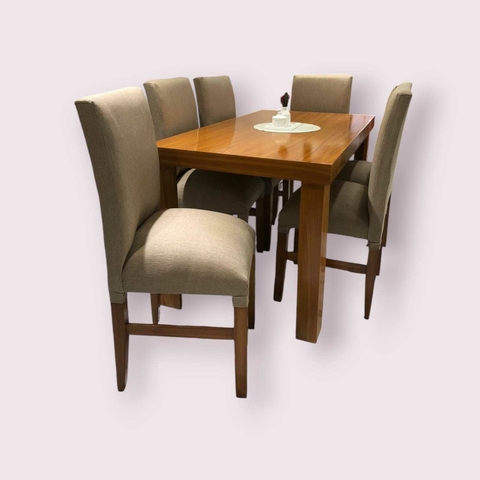 JUEGO COMEDOR CON 6 SILLAS TAPIZADAS