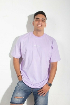 Remera Basics Lila