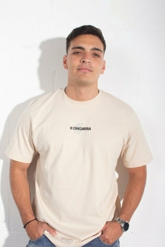 Remera Snoop Beige