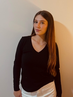 Blusa de modal gola v
