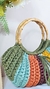 Bolsa de mão de crochê para a praia colorida