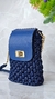 Bolsa crossbody de crochê azul