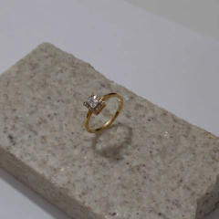 Anel Solitário Zircônia Quadrado