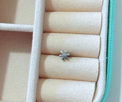 Piercing Tragus Flor
