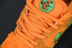Tênis Nike SB Dunk Low Grateful Dead Bears Orange - loja online